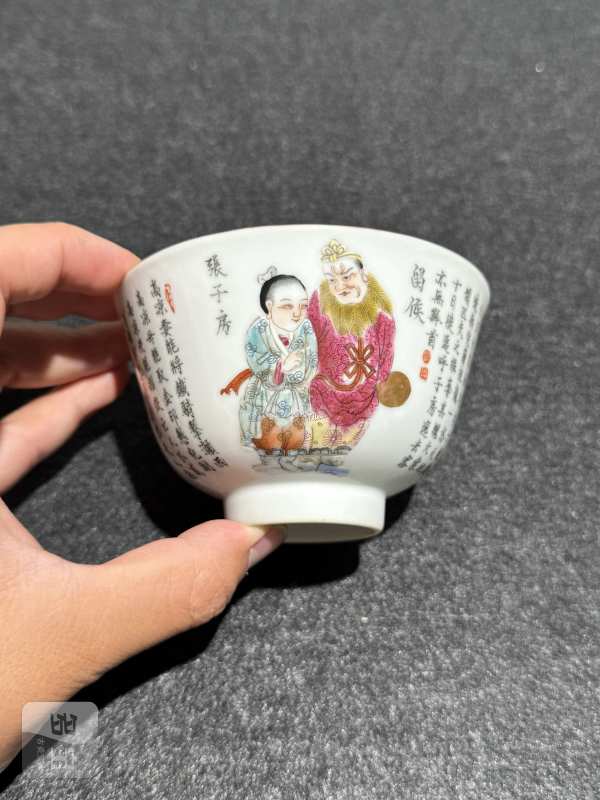 清道光 粉彩无双谱盖碗 - 图2